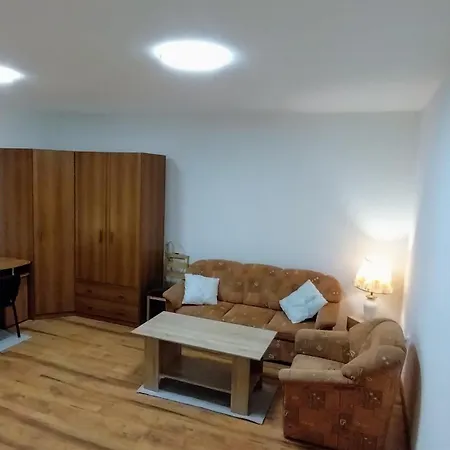 Priestranne V Centre דירה רוז'ומברוק
